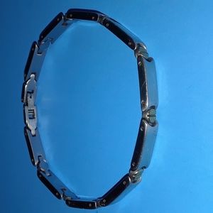 9 Inch Stainless Steel Bar Screw Bracelet